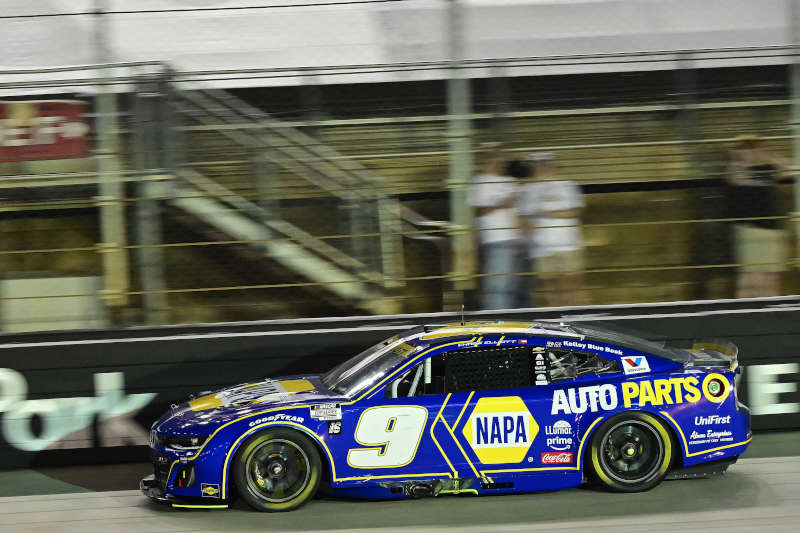Chase Elliott NASCAR Playoffs Bristol Night Race NAPA 9
