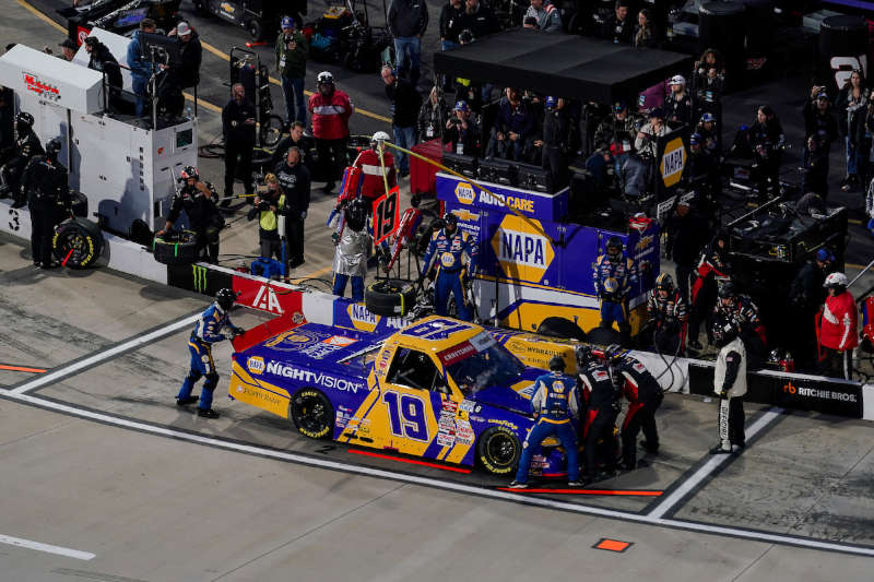 Daniel Hemric NAPA Nightvision 19 NASCAR Playoffs 2025 Martinsville