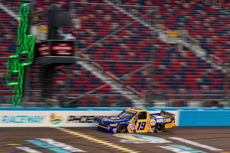 Daniel Hemric NAPA Auto Care 19 NASCAR Phoenix 2025