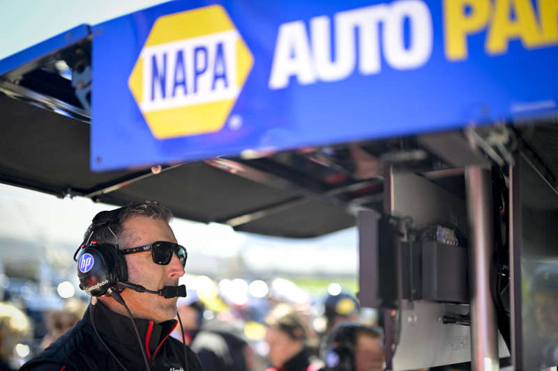 Chase Elliott 9 NASCAR Cup Martinsville 2026 winner