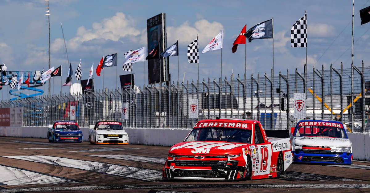 Daniel Hemric 19 Motion Industries NASCAR St Petersburg