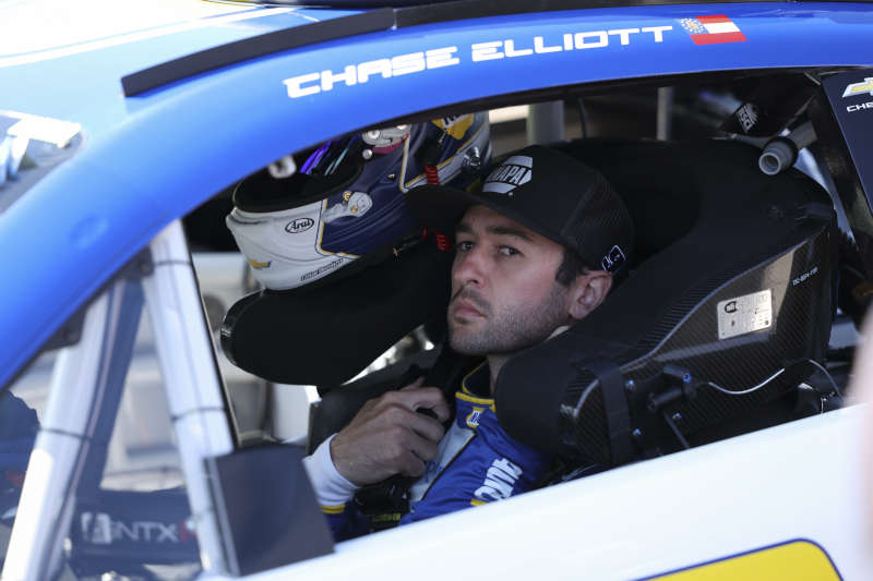 Chase Elliott NAPA Auto Parts 9 Kansas 2026 top-10