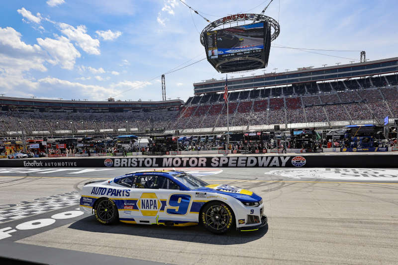 Chase Elliott NAPA Auto Parts 9 NASCAR Bristol 2026