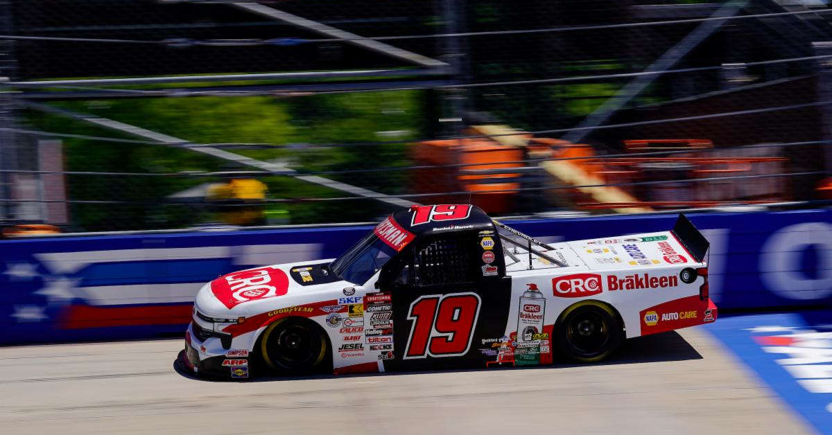 Daniel Hemric NASCAR Trucks MHR 19 Dover 2026