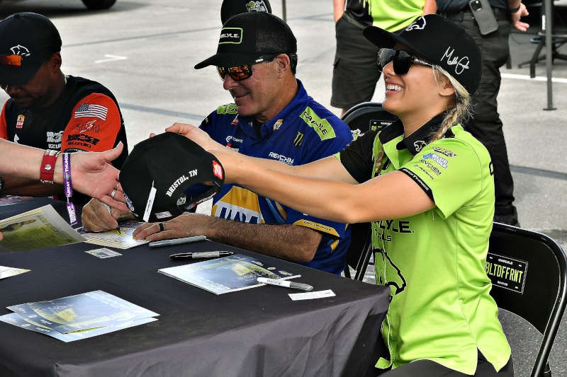 Maddi Gordon Carlyle Tools dragster NHRA Thunder Valley Bristol 2026 