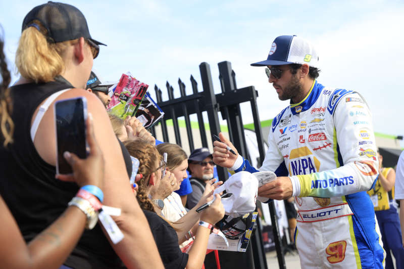 Chase Elliott NAPA Desi9n to Drive CHOA Atlanta 2026 