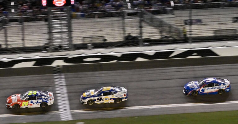 Chase Elliott NAPA Auto Parts 9 Daytona 2026 night race