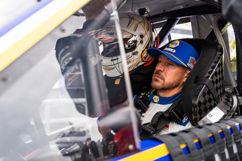 Daniel Hemric 19 NAPA Auto Care NASCAR MHR Richmond 2026 