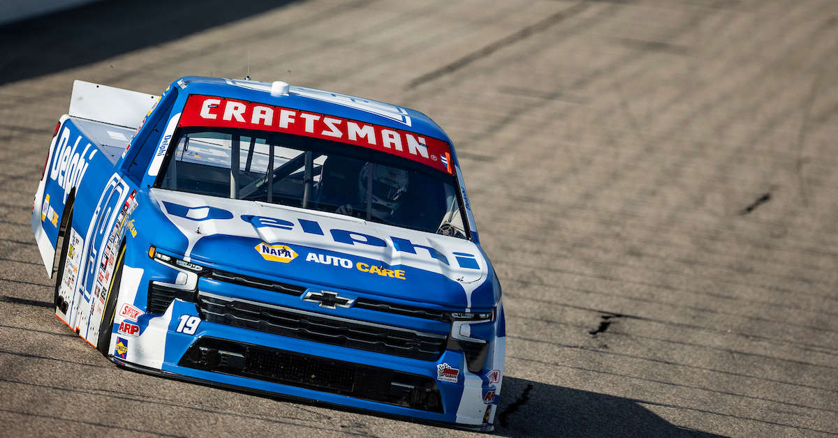 Daniel Hemric 19 NASCAR Trucks 2026 MHR New Hampshire