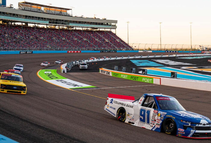 Christian Eckes NASCAR Trucks Chase 2026 Phoenix MHR